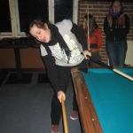 YouGend spielt Billard